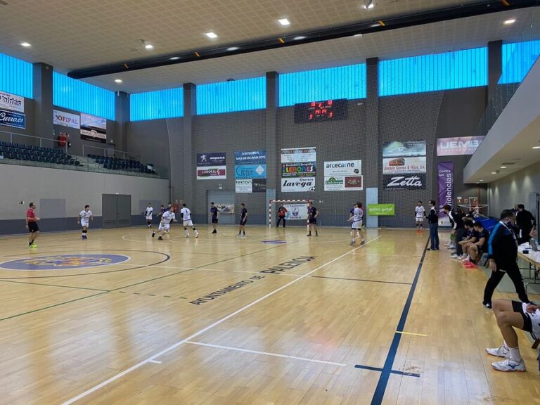 VICTORIA Y PRIMER PUESTO DE LA CLASIFICACIÓN PARA EL CAFÉS TOSCAF ATLÉTICA